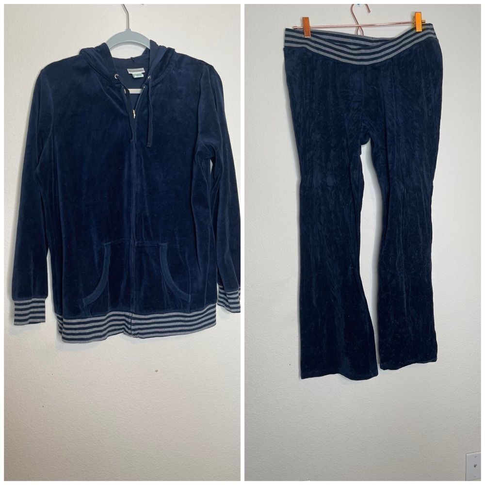 Motherhood maternity velour sweat suit‎